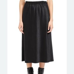 NWOT $375 theory pull on sateen skirt